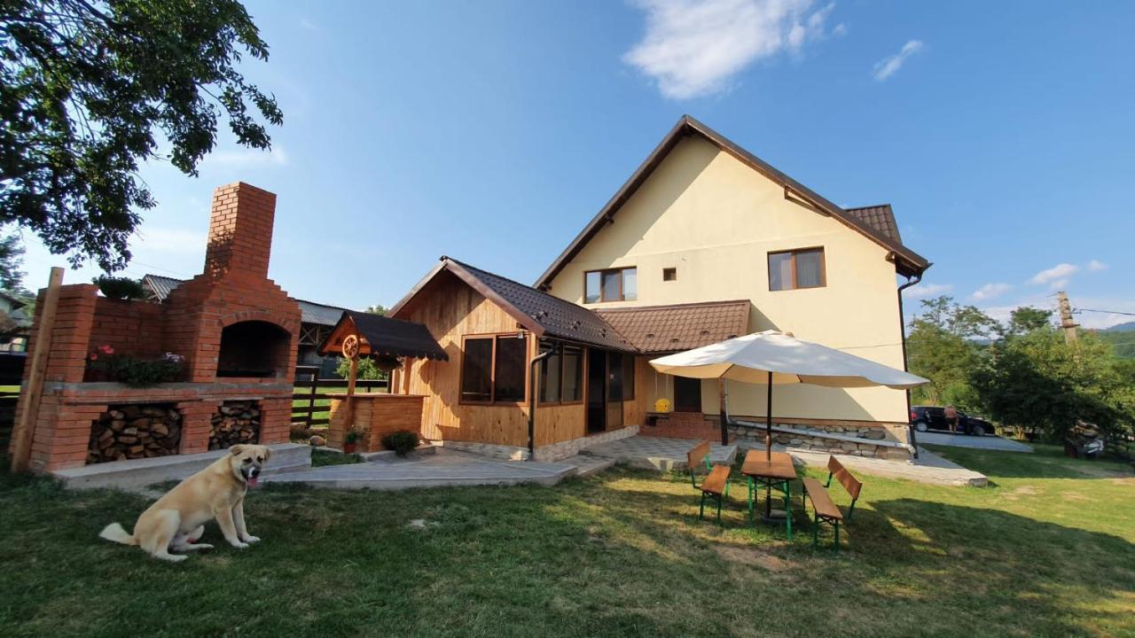 Hotel Popasul Galesean Galesu Exterior foto
