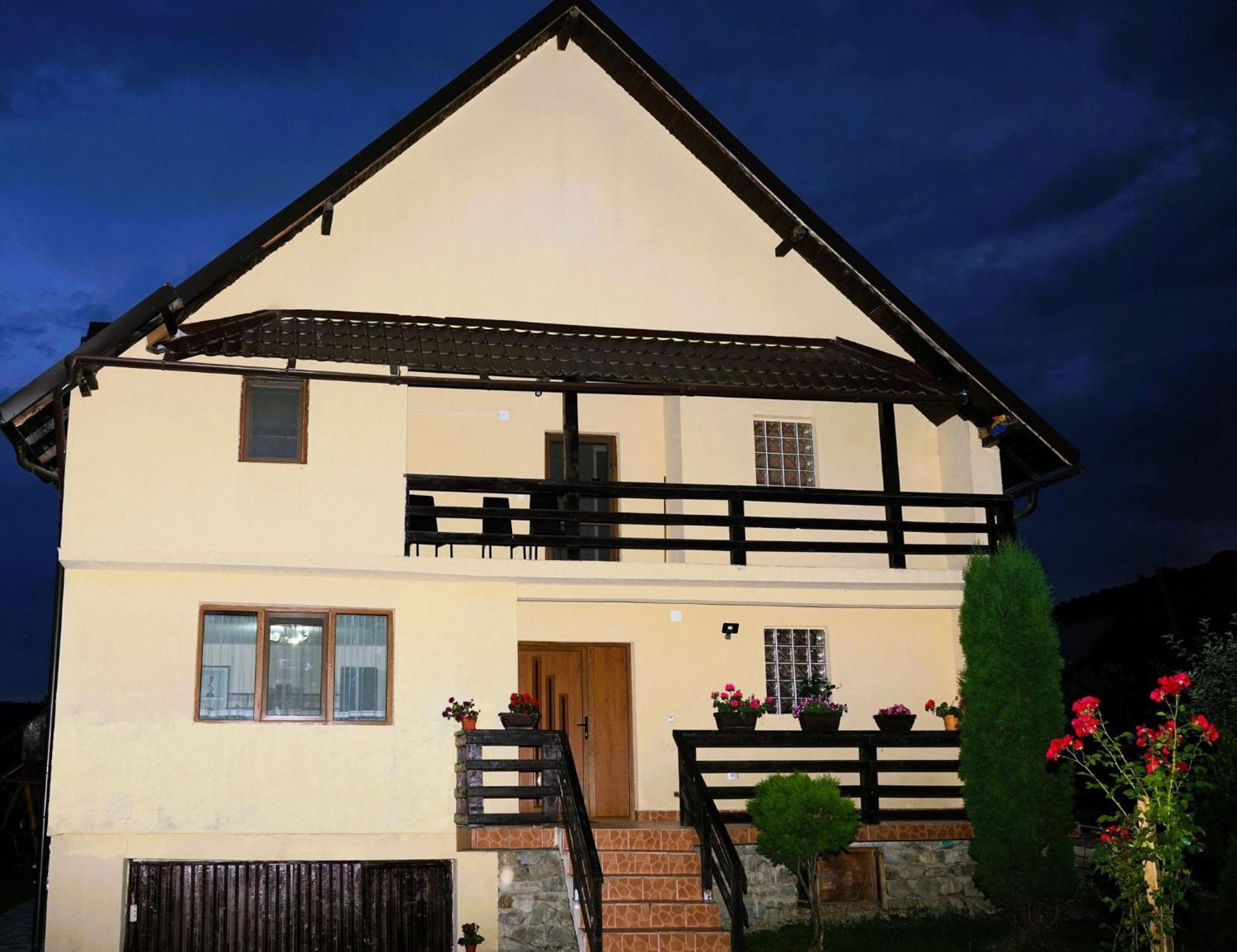 Hotel Popasul Galesean Galesu Exterior foto